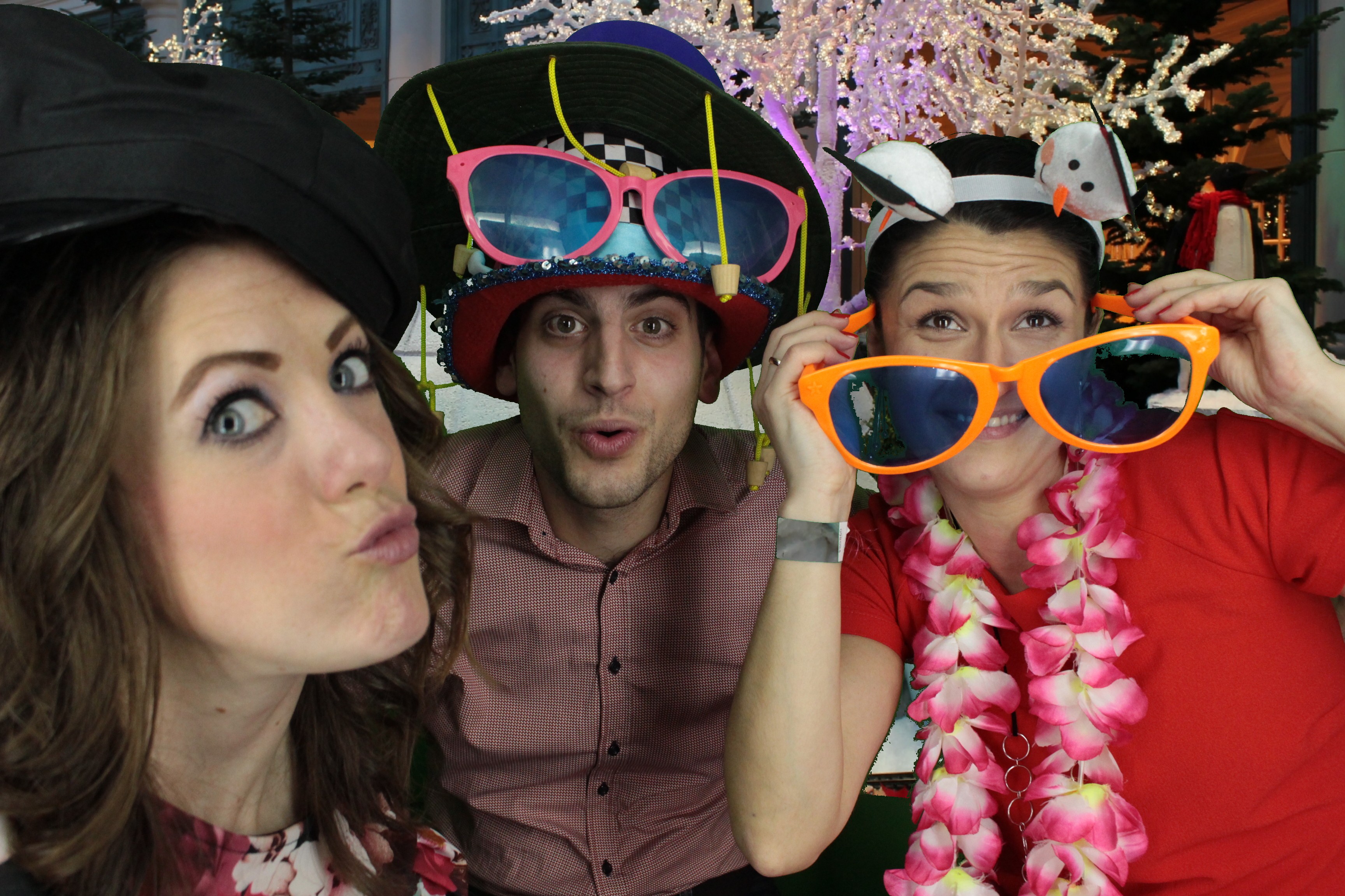 One Line Christmas Party | View more photos from the event at gallery.myphotoboothexperience.co.uk/u/MyPhotoBoothExperienceLtd/One-Line-Christmas-Party